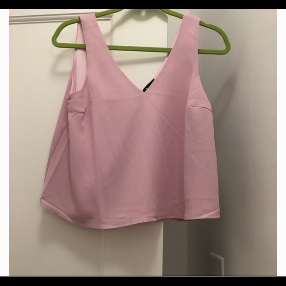 NWT Lulu’s beechwood cropped tank - Picture 3 of 3